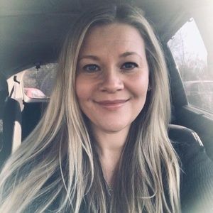 Meet your Posher, Viivi